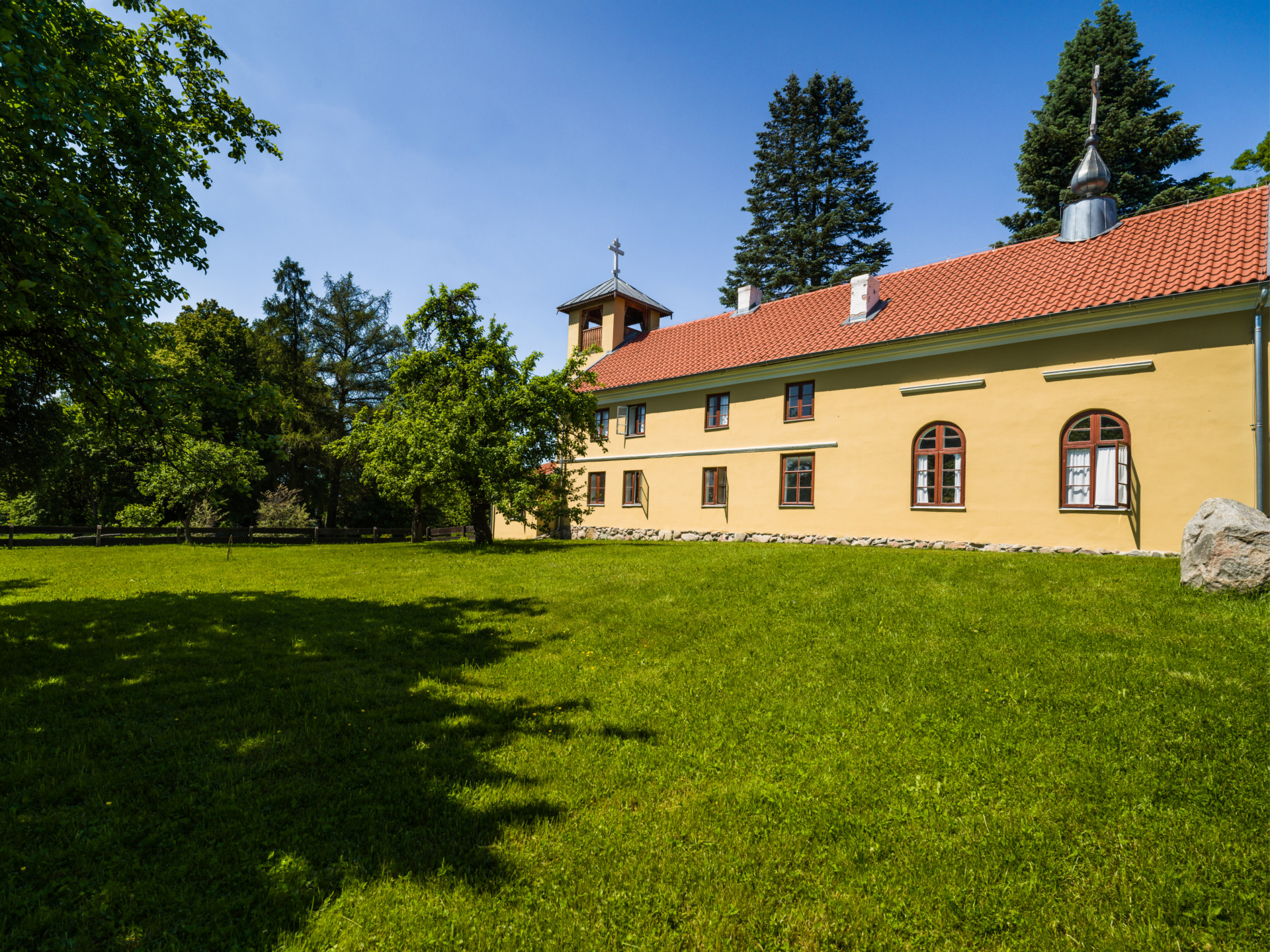 Cele Klasztorne nad Dusiem
